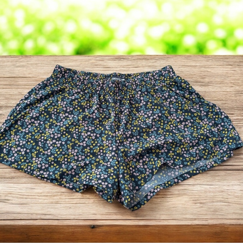TOAD&CO Floral Women's Shorts - Picture 2 of 4